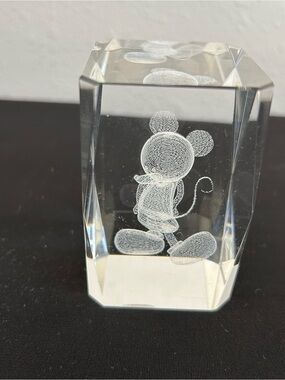 3D Laser Etched Crystal Glass Paperweight Mickey Mouse Pre-owned Disney